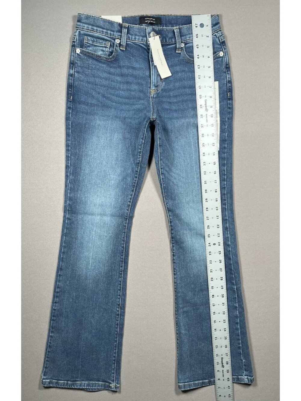 NWT Banana Republic Mid Rise Bootcut Medium Wash Jeans - Women Size 27/4 - Picture 11 of 12